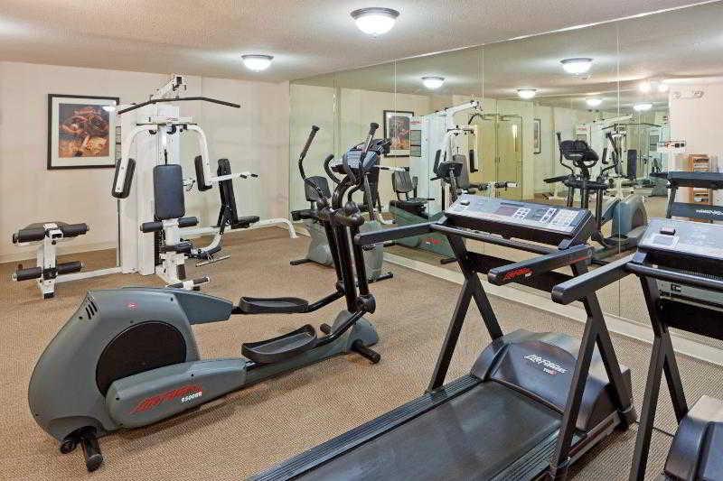 Staybridge Suites Tysons - Mclean By Ihg Екстер'єр фото