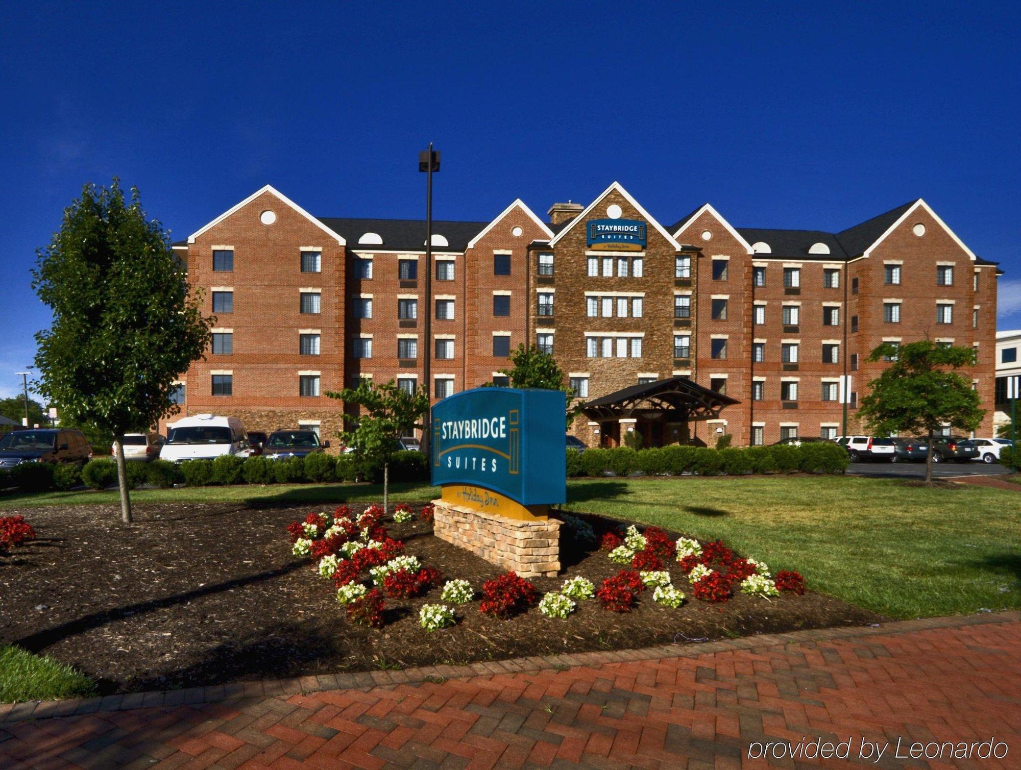 Staybridge Suites Tysons - Mclean By Ihg Екстер'єр фото