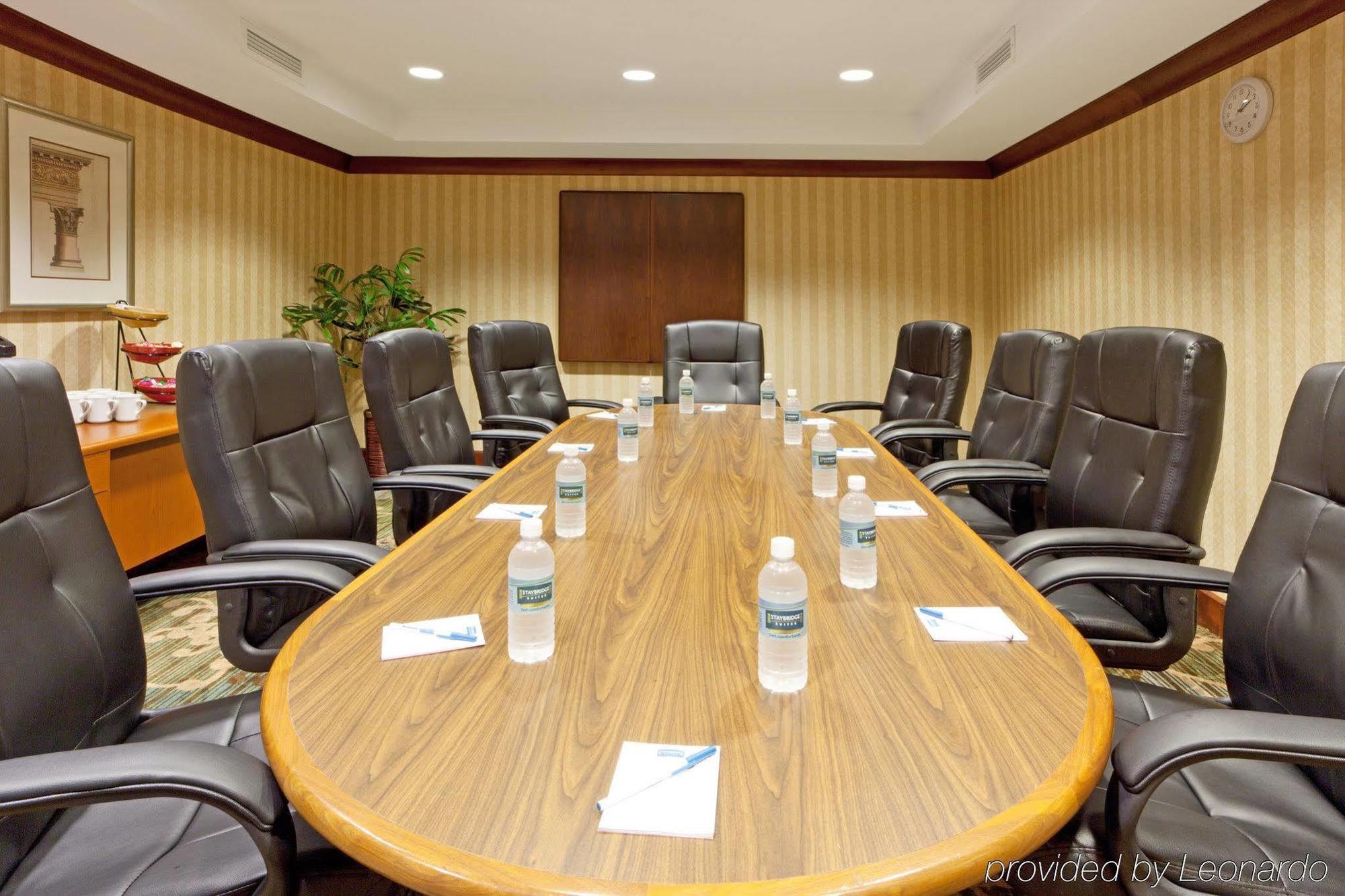 Staybridge Suites Tysons - Mclean By Ihg Екстер'єр фото